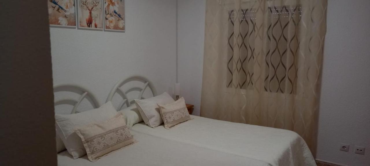 Apartment Sevilla 3 *